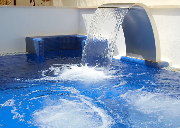 מלון Platjador 3*