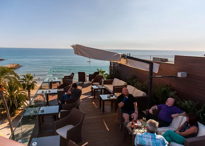 Platjador מלון סיטגס